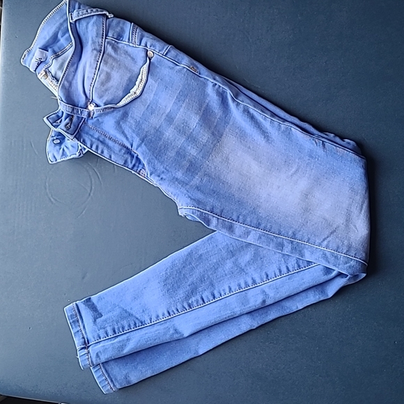 Junior size 3, Skinny Jeans - Picture 2 of 2
